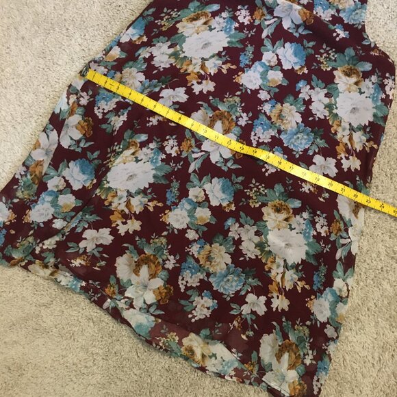 Dramatic Burgundy Floral Cluster U.S.A. Made Dress - Picture 14 of 16